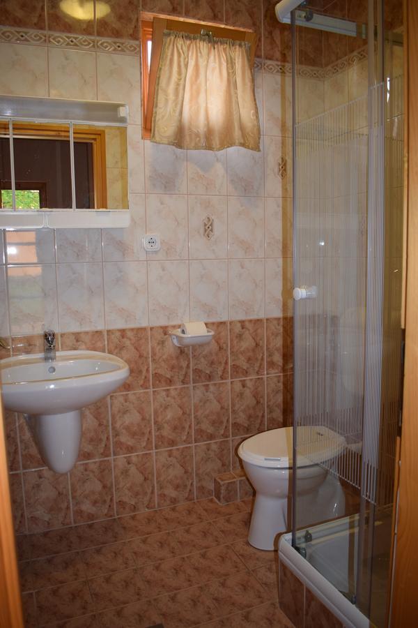 Zsuzsi Apartman Zalakaros Buitenkant foto